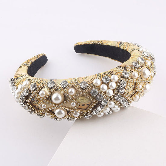 New European And American Style Exaggerated Sponge Baroque Headband $36.73 Dana Fashion Color: B Women's Accessories Product information: Treatment Process: Diamond Color: A,B,C Applicable people: women Material: sponge Popular elements: None Style: Origi