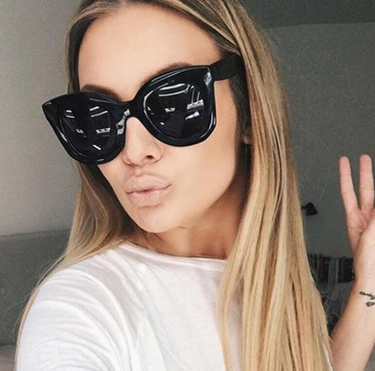 New Fashion Cat Eye Sunglasses Women Brand Designer Vintage Gradient Cat Eye Sun Glasses Shades For Women $27.48 Dana Fashion Color: Balck Women's Accessories Frame material： PC