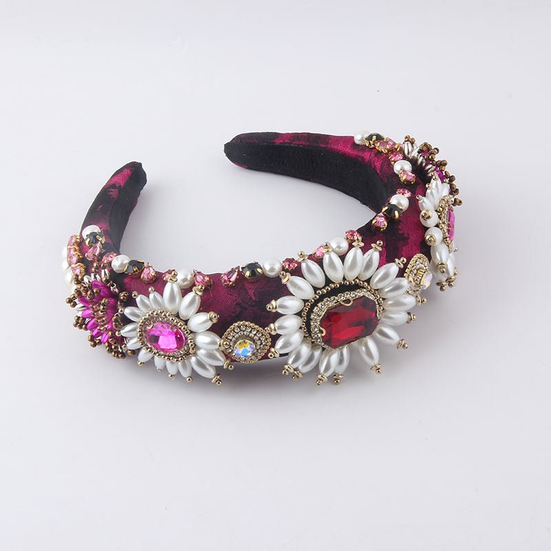 New Fashion European And American Style Baroque Light Luxury Sponge Rhinestone Pearl GEM Headband $36.63 Dana Fashion Color: D Women's Accessories Product information: Treatment Process: Diamond Color: A,B,C,D,E Applicable people: women Material: sponge P