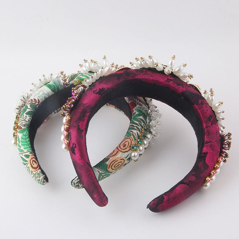 New Fashion European And American Style Baroque Light Luxury Sponge Rhinestone Pearl GEM Headband $36.63 Dana Fashion Color: A Women's Accessories Product information: Treatment Process: Diamond Color: A,B,C,D,E Applicable people: women Material: sponge P