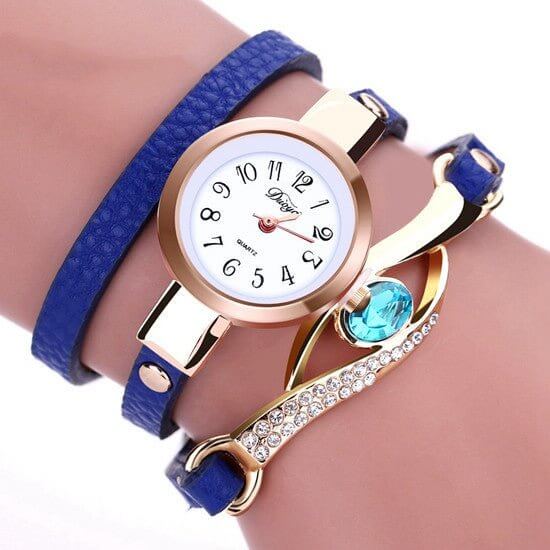 New Fashion Hot Women's Belt Three Circle Wristwatch $12.37 Dana Fashion Color: Blue Women's Accessories Product information: Display type: pointer Applicable crowd: Female Style: Fashion Waterproof: No Movement type: Quartz Movement brand: 58 Thickness: