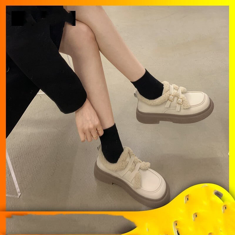 New Fashionable And Versatile Cotton Shoes Thick Bottom British Wind Non-slip Padded Small Leather Shoes $59.90 Dana Fashion Color: Upgrade Matte Beige Size: 35 Women's shoes Overview: Unique design, stylish and beautiful. Good material, comfortable feet.
