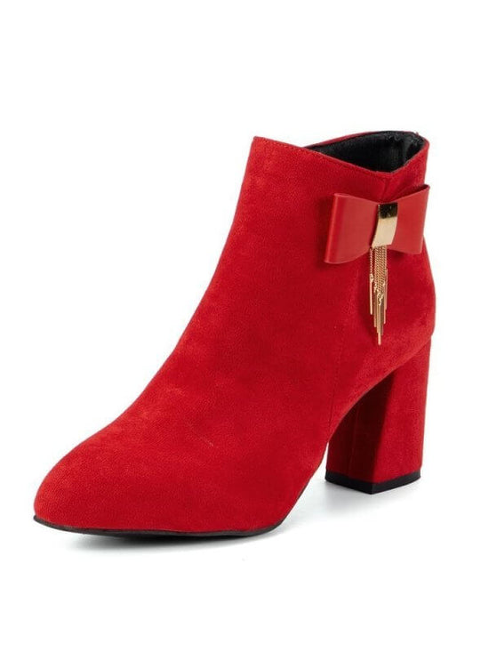 New Festive Chunky Heel Side Zipper Boots $44.90 Dana Fashion Color: Red Size: 37 Women's shoes Product information: Pattern: solid color Lining material: Cotton Color: red Heel height: high heels (6-8CM) Socks length: low tube Heel shape: short stout hee