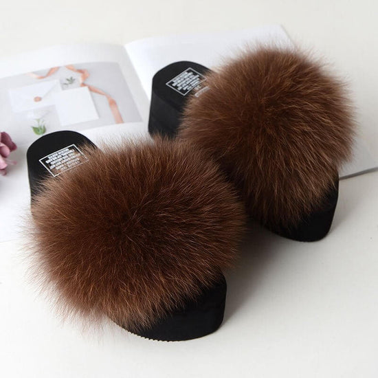 New Fox Fur Women's Sandals Height Increasing Leisure $89.00 Dana Fashion Color: Coffee Size: 35 Women's shoes Product information: Pattern: solid color Color: yellow, black, dark gray, red, goose yellow, fruit Green, naked Pink, Lake Blue, caramel, wine