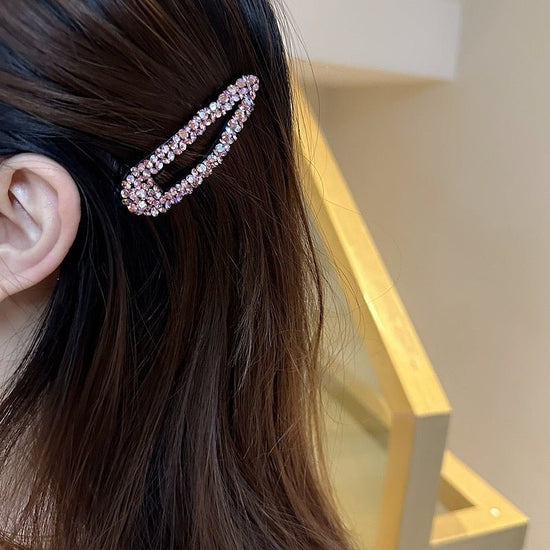 New High-grade Drop-shaped All-match Side Barrettes $15.00 Dana Fashion Color: Bayberry Blue Women's Accessories Product information: Processing process: manual Color: water drop-Camellia Pink, water drop-ink blue, water drop-Blue Gold, water drop-dragon