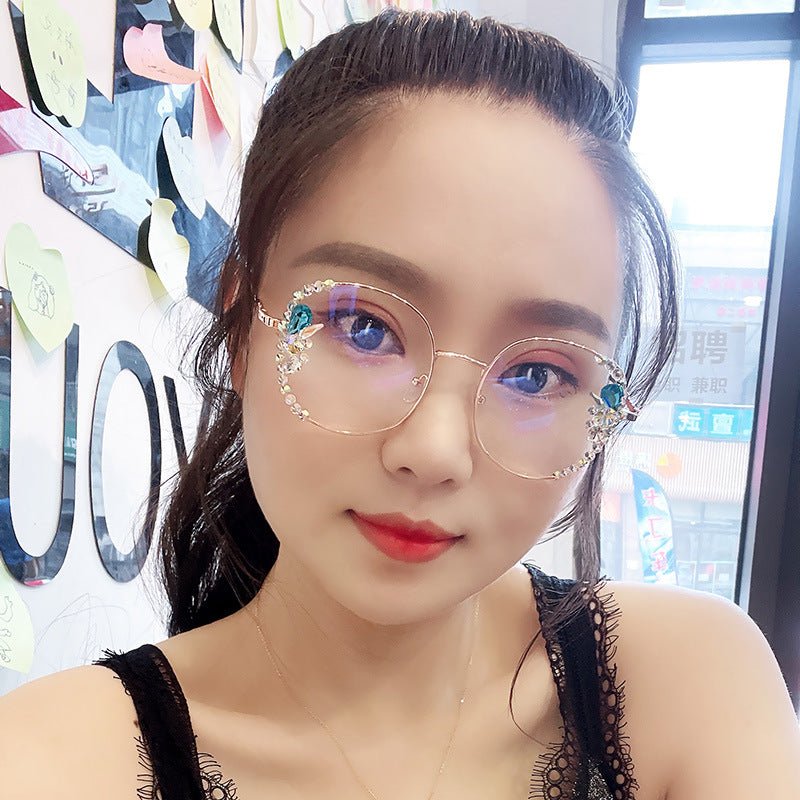 New Rhinestone Anti-blue Light Glasses For Men And Women $18.03 Dana Fashion Color: Star blue Women's Accessories Product information: Frame material: metal frame Style: Full Frame Glasses style: round frame Suitable for face shape: round face Frame color