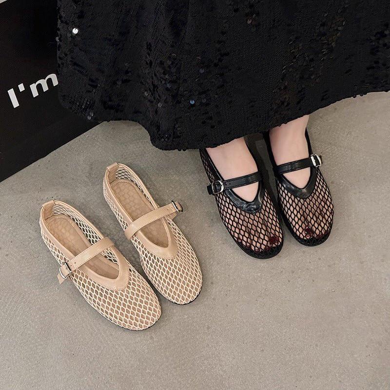 New Round Head Buckle Mary Jane Shoes Women $39.90 Dana Fashion Color: Apricot Size: 35 Women's shoes Product information: Pattern: solid color Color: Black, apricot Upper height: low top Size: 35,36,37,38,39,40 Sole craft: viscose shoes Popular elements: