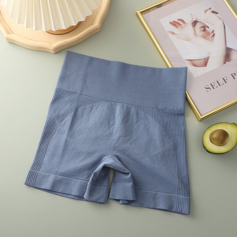 New Seamless Sports Set Underwear For Women $19.90 Dana Fashion Color: Pants blue Size: One size Women's clothing Product Information: Fabric name: nylon Product category: breast wrap/bra Color: Top: Black, Top: Blue, Top: Caramel, Top: Skin Color, Pants: