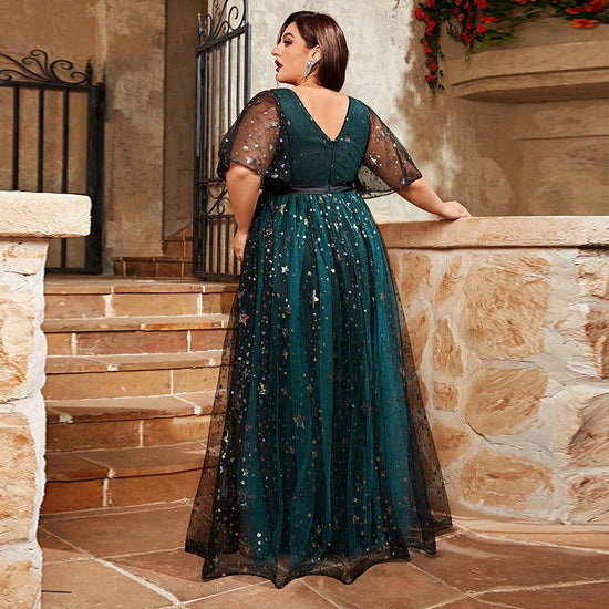 New Shiny Crystal Puff Sleeve V-neck Dress $120.00 Dana Fashion Color: Picture Color Size: 0XL Women's clothing Product information: Color: Picture color Size: 0XL,1XL,2XL,3XL,4XL Fabric name: Polyester Applicable Gender: Female Sleeve length: short sleev
