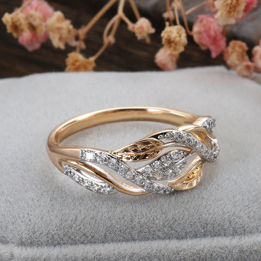 New Socialite Temperament Copper Plating All-match Fashion Women's Ring $18.99 Dana Fashion Color: Gold Size: No 6 Women's Accessories Product information: Type: Ring Treatment Process: Electroplating Size: no.6, no.7, no.8, no.9 Inlay material: gold-plat