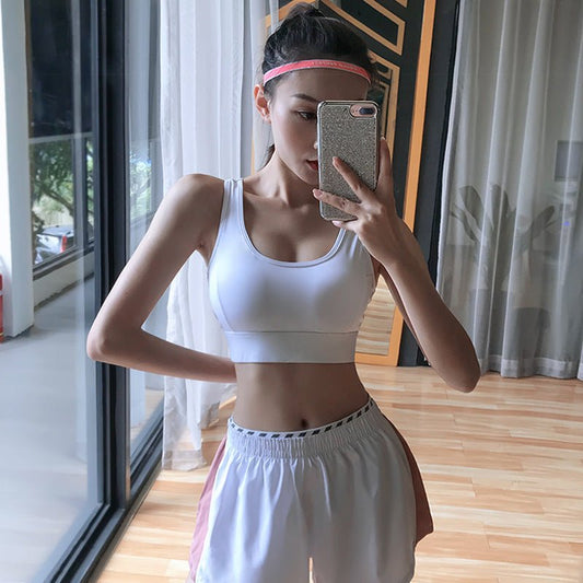 New sports underwear women $69.00 Dana Fashion Color: Black Size: L Women's clothing Material composition: rabbit fur The content of the main fabric ingredient: 1 (%) Lining ingredients: flax Lining ingredient content: 1 (%) Style: seamless 1. Asian sizes