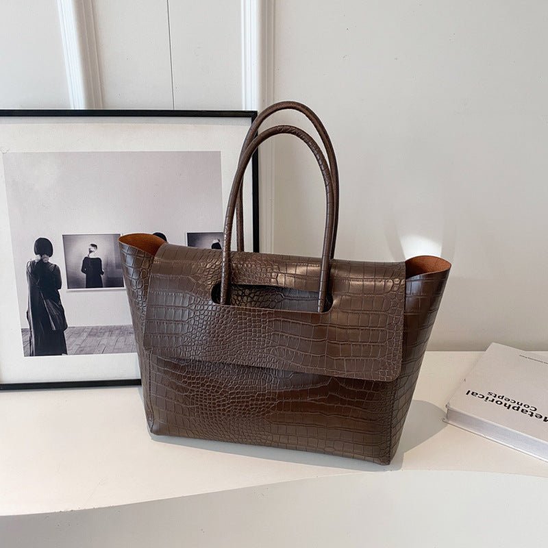 New Stone Pattern Large Capacity Handbag $49.26 Dana Fashion Color: Brown Women's Bags Product information: Lining texture: Polyester Applicable scenario: Daily configuration Color: black, brown, brown Outer bag type: Three-dimensional pocket Hardness: me