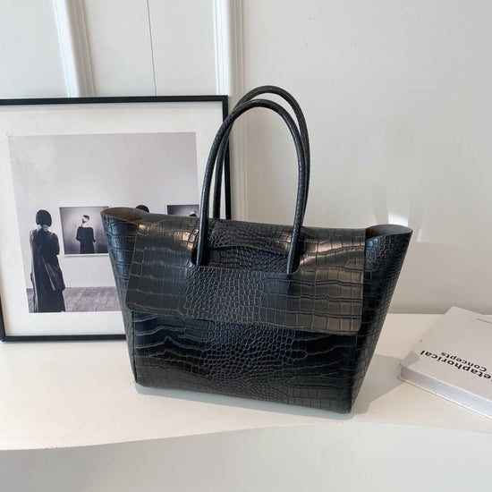 New Stone Pattern Large Capacity Handbag $49.26 Dana Fashion Color: Black Women's Bags Product information: Lining texture: Polyester Applicable scenario: Daily configuration Color: black, brown, brown Outer bag type: Three-dimensional pocket Hardness: me