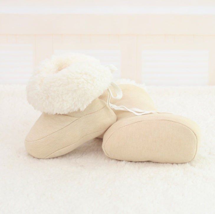 New style Baby Shoes Infant Soft Soled Footwear for Newborns Winter Toddler Keep Warm Print First Walkers Shoes for babies kids $13.39 Dana Fashion Color: Pure brown format: 12cm Baby & Mother New style Baby Shoes Infant Soft Soled Footwear for Newborns W