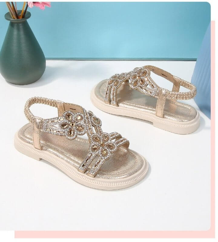 New Summer Bohemian Style Girls' Rhinestone Sandals $43.50 Dana Fashion Color: Gold Size: 25 Women's shoes Product information: Color: gold, silver, sky blue, pink Size: 25,26,27,28,29,30,31,32,33,34,35 Sole material: beef tendon Popular elements: rhinest