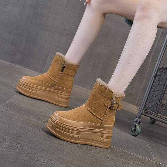 New Thick-soled Height Increasing Insole Cold-proof And Fur-lined Leisure Warm Women's Shoes $69.50 Dana Fashion Color: M2682 Black Size: 34 Women's shoes Product information: Pattern: color matching Lining material: artificial short fluff Color: M2682 ye
