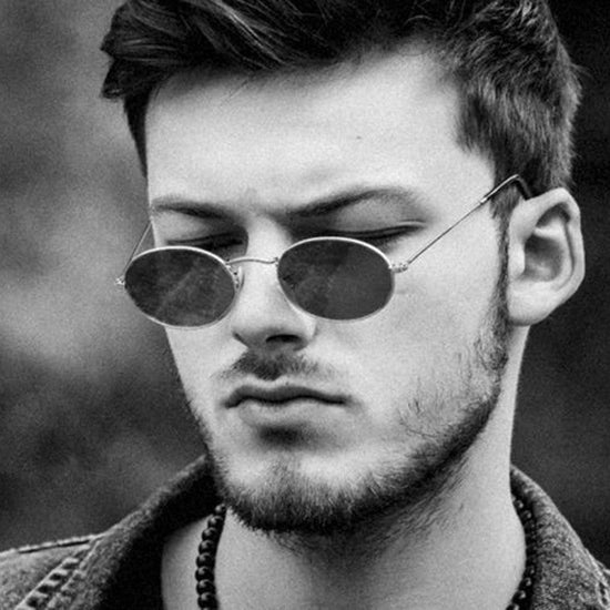 New trend retro sunglasses $15.00 Dana Fashion Color: Black Red Women's Accessories Lens Material: Resin Style: Retro Mirror frame material: metal Lens color: Golden gray Golden and dark green Golden Brown Golden Red Golden yellow Gold powder Golden Orchi