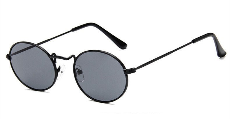 New trend retro sunglasses $15.00 Dana Fashion Color: Black gray Women's Accessories Lens Material: Resin Style: Retro Mirror frame material: metal Lens color: Golden gray Golden and dark green Golden Brown Golden Red Golden yellow Gold powder Golden Orch