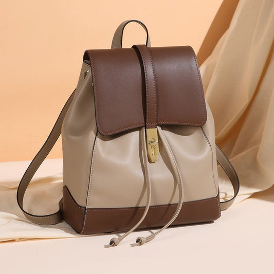 New Women's Fashion Personalized Backpack $88.00 Dana Fashion Color: Brown Women's Bags Product information: Pattern: solid color Color: khaki/coffee, Brown, coffee/khaki Material: genuine leather Popular elements: belt decoration, tassel, contrast color