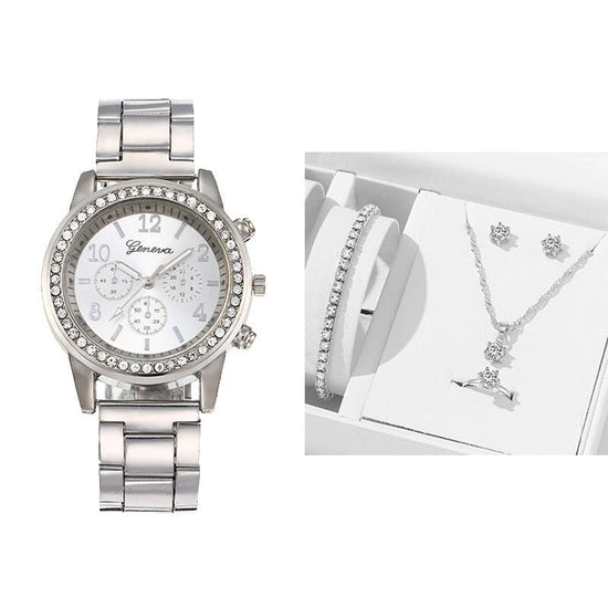 New Women's Watch Suit Quartz Diamond Watch $20.74 Dana Fashion Color: 5 Style Women's Accessories Product information: Color: 1,2,3,4,5,6 Thickness: 10mm Style: Casual Packing list: Quartz watch * 1 Product Image: