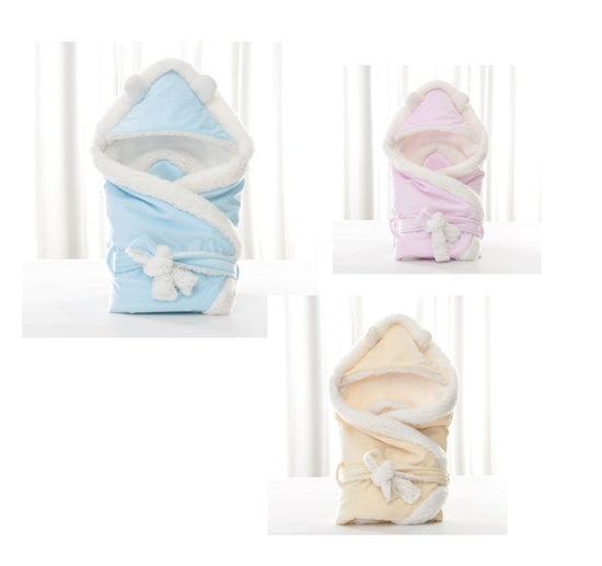Newborn baby being hugged and swaddled by baby $141.44 Dana Fashion Color: 3Color Set Baby Clothing Product parameters: Applicable age: Freshmen Fabric: Velvet Size: 88x88cm Product Category: Carpet Fabric: Velvet Suitable for the season: winter pattern: