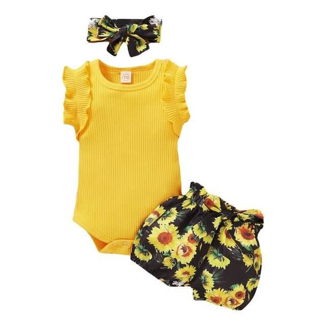 Newborn Baby Clothes Set Short Sleeve Romper Tops Bow Shorts $29.50 Dana Fashion Color: 3.style Child size: 12M Baby Clothing Product information: Made of: Cotton Style: Casual Waist: middle waist Pants length: shorts Size Information: Size: 6M 12M 18M 24