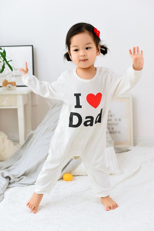 Newborn Baby Clothes Short Sleeve $19.15 Dana Fashion Color: I Dad Size: 66cm Baby Clothing Product information: Material: Cotton Style: Parent-child wear Feature: Long-sleeved one-piece color: White Size Information: Size: 66/73/80/90 Size Lenght Bust Sh