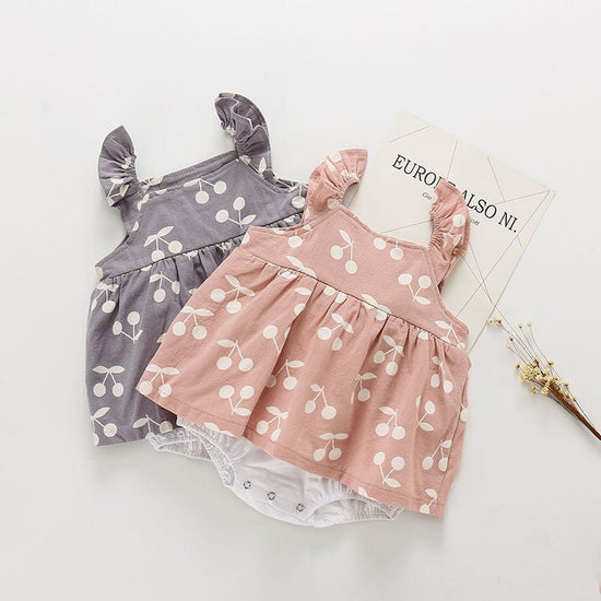 Newborn clothes $23.49 Dana Fashion Color: Pink Appropriate Height: 100cm Baby Clothing Applicable gender: female Sleeve: Sleeveless Whether hooded: detachable cap Thickness: General Fabric Name: Cotton Main fabric component content; 100 (%) Closed style:
