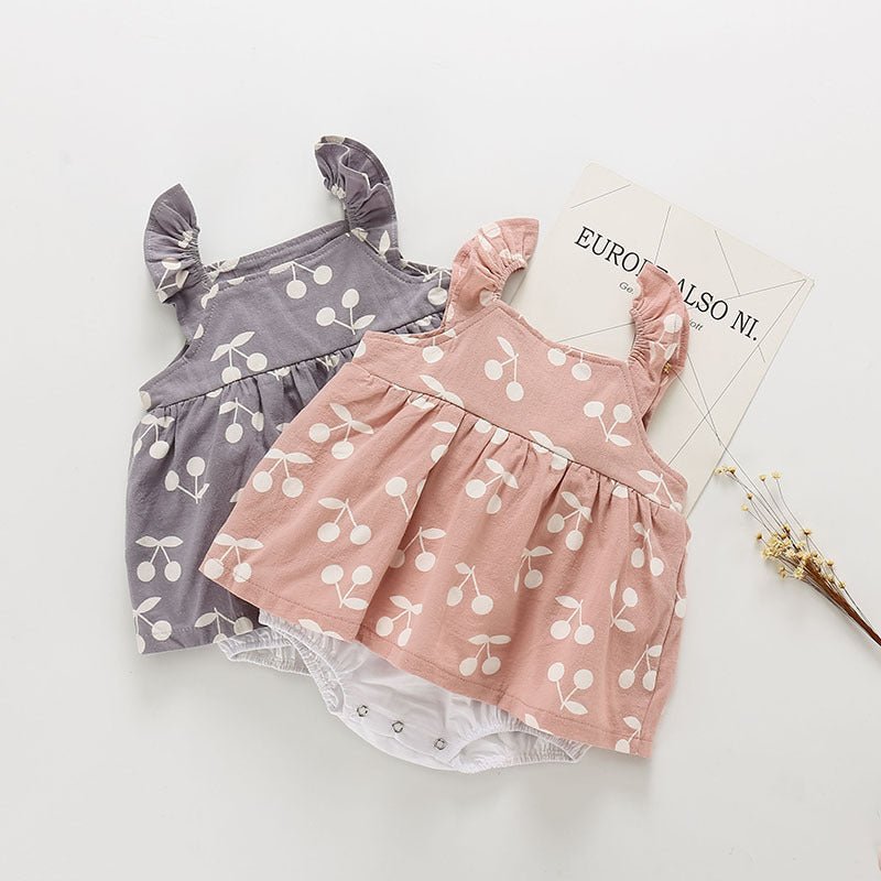 Newborn clothes $23.49 Dana Fashion Color: Pink Appropriate Height: 100cm Baby Clothing Applicable gender: female Sleeve: Sleeveless Whether hooded: detachable cap Thickness: General Fabric Name: Cotton Main fabric component content; 100 (%) Closed style: