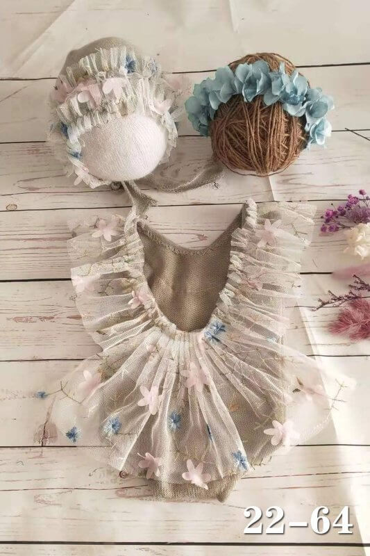Newborn girl clothing $25.50 Dana Fashion Color: 2264hatheadwear onepie Child size: Hundred days Baby Clothing Product information: Brand :other Supply category: Spot Applicable gender: female Listing year season Fall 2020 Place of Origin: Shandong Flat c