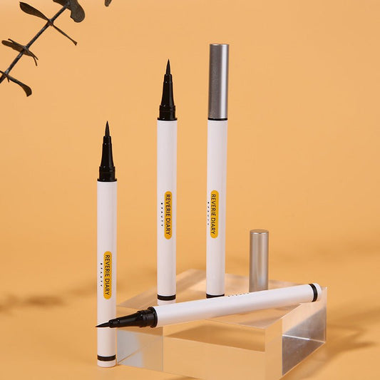No faint makeup eyeliner pen $10.74 Dana Fashion Color: Black makeup Product name: Cool black quick-drying eyeliner Net mouth content: 1ml Optional color: black brown Shelf life: 3 years Features: Wonderful tide color eyeliner is lively and full marks, pl