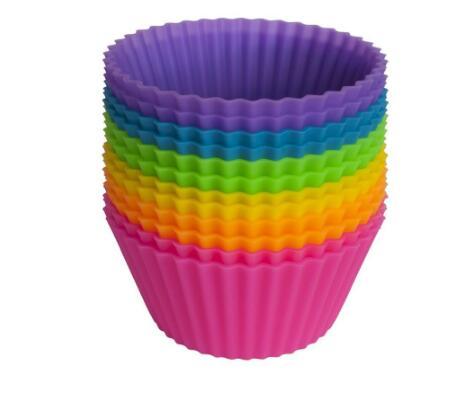 Nonstick Reusable Silicone Cupcake Liners Baking Cups 12 Pieces $13.50 Dana Fashion default: default Dana's Kitchen 12pc, two for each color. 6 colors in total