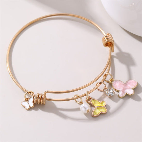 Oil Dripping Butterfly Small Flower Bracelet Simple $12.38 Dana Fashion Color: BZ1153 Women's Accessories Product information: Treatment Process: grinding Color: BZ1217jinse,BZ1218jinse,BZ1153 Material: acrylic Popular elements: round Packing list: Bracel