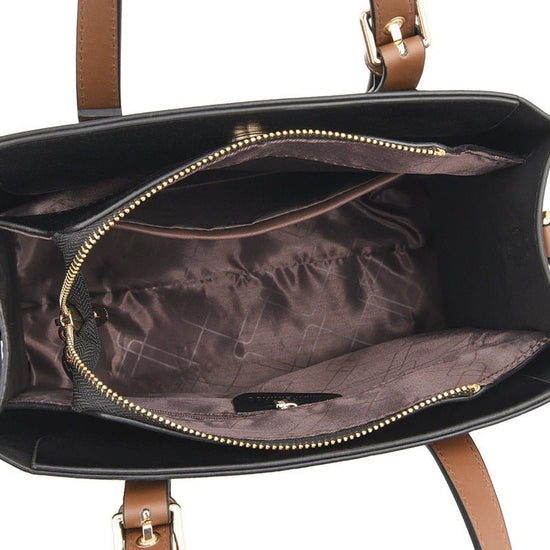 Oil Wax Cowhide Commuter Elegant Women Bag $83.33 Dana Fashion Color: Black Women's Bags Product information: Pattern: solid color Color: red, green, blue, black, yellow Brown Material: genuine leather Popular elements: Retro, contrast color Suitcase shap