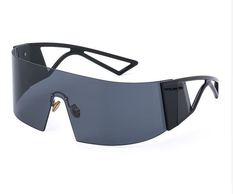 One Piece Sunglasses For Outdoor Cycling Sports $24.67 Dana Fashion Color: Black grey Women's Accessories Product information: Lens material: PC Lens color: white tea, white gray, white mercury, black tea, black grey, blue film Anti-UV grade: UV400 Style: