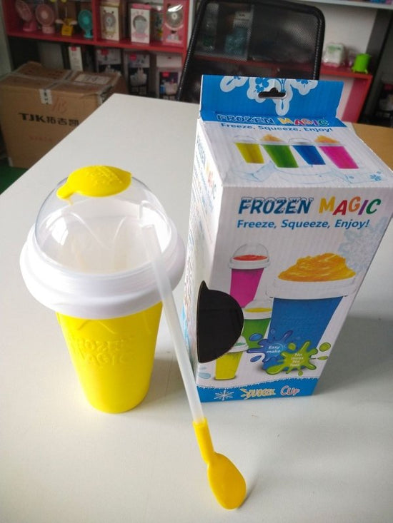 One Pinch Into An Slushy Cup, Shake The Smoothie Cup, And The Second Fast Cooling Cup Becomes A Pinch Cup. $35.50 Dana Fashion Color: Blue green Size: 350ml Dana's Kitchen Product information: Product Category: Quick Refrigeration Pinch Cup Function: keep