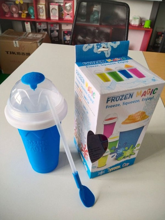 One Pinch Into An Slushy Cup, Shake The Smoothie Cup, And The Second Fast Cooling Cup Becomes A Pinch Cup. $35.50 Dana Fashion Color: Blue green Size: 350ml Dana's Kitchen Product information: Product Category: Quick Refrigeration Pinch Cup Function: keep