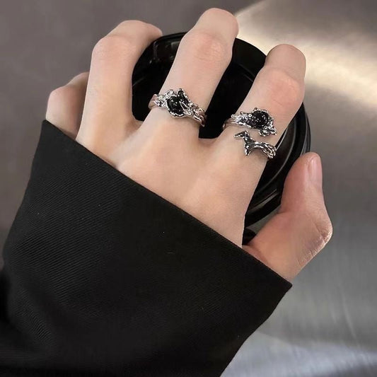 Original Dark Style Thorn Ring For Men And Women Special-interest Design Texture $12.00 Dana Fashion Color: Cross Ring Women's Accessories Product information: Type: ring, Treatment Process: Electroplating Color: dark style cross ring, dark style parallel
