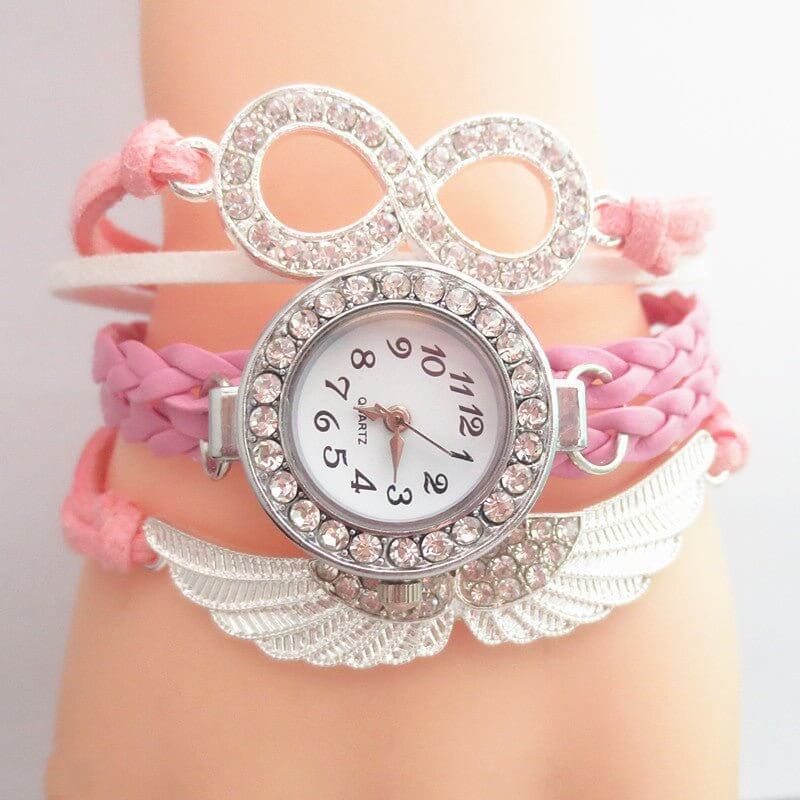 Original Diamond Inlaid Angel Wing Bracelet $15.47 Dana Fashion Color: Pink Women's Accessories Product information: Material: Alloy / silver / gold Style: Europe and America Quality: Brand new Gender: Male New strange: Fresh Color classification: White,
