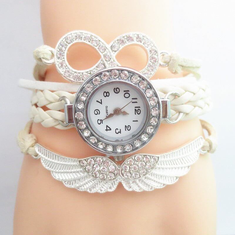 Original Diamond Inlaid Angel Wing Bracelet $15.47 Dana Fashion Color: White Women's Accessories Product information: Material: Alloy / silver / gold Style: Europe and America Quality: Brand new Gender: Male New strange: Fresh Color classification: White,