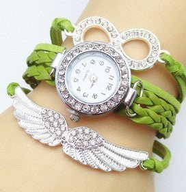 Original Diamond Inlaid Angel Wing Bracelet $15.47 Dana Fashion Color: Blue Women's Accessories Product information: Material: Alloy / silver / gold Style: Europe and America Quality: Brand new Gender: Male New strange: Fresh Color classification: White,