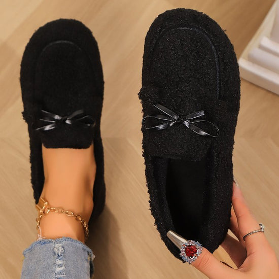 Outer Wear Warm Plus Velvet Women's Shoes $33.57 Dana Fashion Color: Black Size: 36 Women's shoes Product information: Lining material: Microfiber Applicable sports: Universal Color: black, khaki Upper height: low top Heel height: mid heel (3-5CM) Heel sh