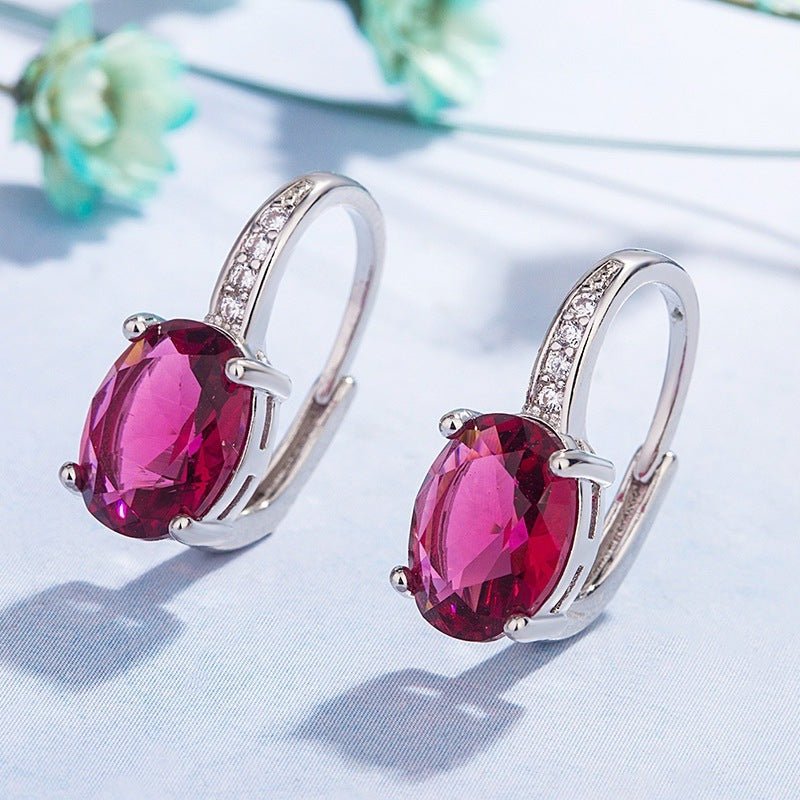Oval Goose Egg Zircon Women's Ear Clip $10.00 Dana Fashion Color: Platinum Rose Red Women's Accessories Product information: Treatment Process: Electroplating Applicable people: Unisex Style: Ellipse Material: Copper Shape: Geometric Popular elements: Ell