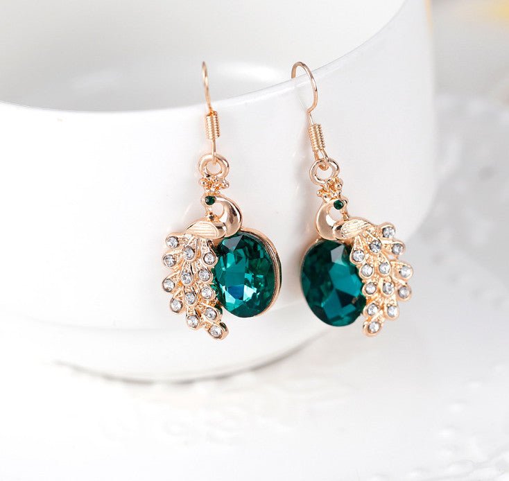 Peacock Rhinestone Two Piece Necklace $25.50 Dana Fashion Color: Blue Women's Accessories [Accessories type]: two-piece necklace [Commodity materials]: alloy, rhinestones, glass [Product size]: as shown belowSet combination: earrings + items