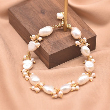 Irregular Pearl Bracelet