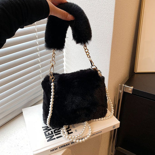 Pearl Chain Plush Bag Female Ins Korean Style $19.50 Dana Fashion Color: Beige Style: Ordinary Chain Strap Women's Bags Product information: Color: Milky White, khaki, pink, medium gray, light gray, black, cameo brown, gray and red Material: Plush Suitcas