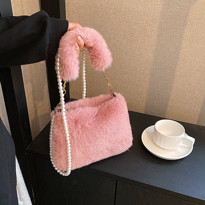 Pearl Chain Plush Bag Female Ins Korean Style $19.50 Dana Fashion Color: Grayish Red Style: Ordinary Chain Strap Women's Bags Product information: Color: Milky White, khaki, pink, medium gray, light gray, black, cameo brown, gray and red Material: Plush S