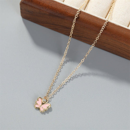 Pearl Ornament Butterfly Necklace For Women Bracelet Ring Earrings Suit $19.90 Dana Fashion Color: Black Women's Accessories Product information: Treatment Process: Electroplating Color: white, black, pink Pendant material: Alloy Chain style: Pearl Chain