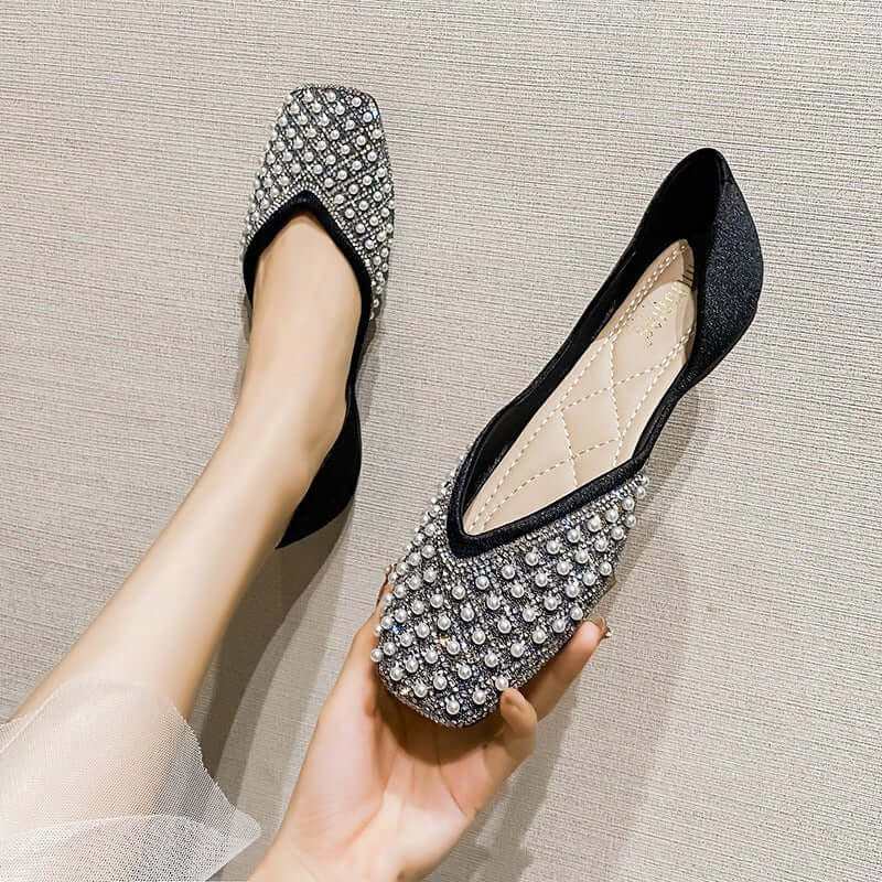 Pearl Water Diamond Square Head Shallow Mouth Single Shoes For Women $47.90 Dana Fashion Color: Black Size: 33 Women's shoes Product information: Pattern: solid color Lining material: Microfiber Applicable sports: Hiking Color: Black, apricot Upper height