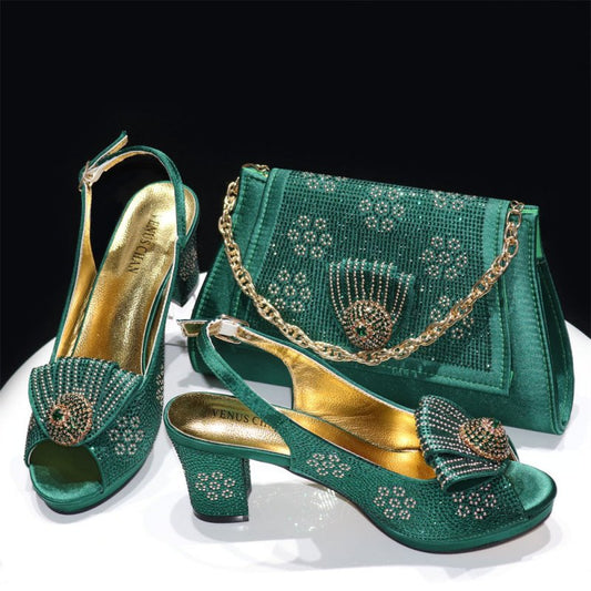 Peep Toe Shoes Rhinestone Chunky Heel High Heel Clutch $189.00 Dana Fashion Color: Gold Size: 37 Women's shoes Product information: Lining material: PU Scaffolding shape: Pointed Color: Magenta, orange, peach, silver, gold, green Upper material: PU Size: